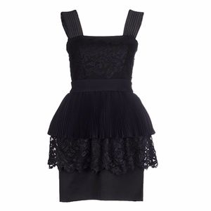 Emanuel Ungaro BLACK LACE COCKTAIL DRESS SZ 4 NW0T